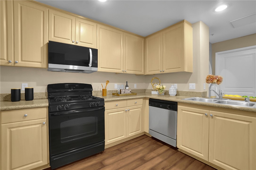 MLS #WS25218224 image #7