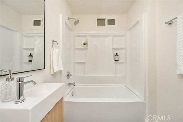 MLS #WS25219252 image #13