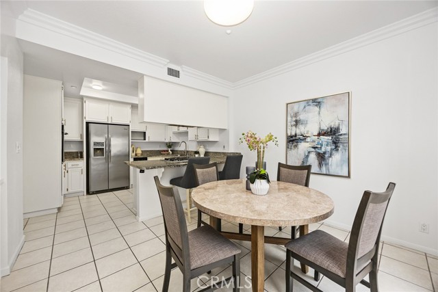 MLS #WS25219908 image #12