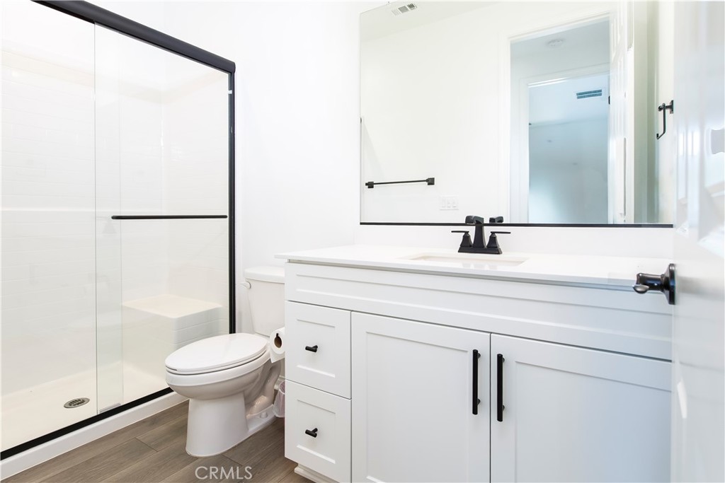 MLS #WS25220013 image #17