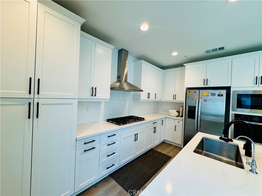 MLS #WS25220013 image #6