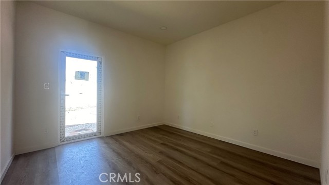 MLS #WS25220131 image #3