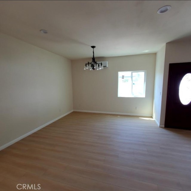 MLS #WS25220307 image #8