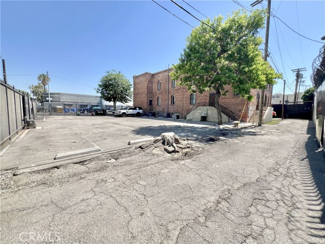 MLS #WS25220660 image #14