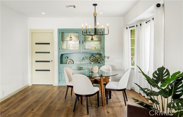 MLS #WS25220829 image #5