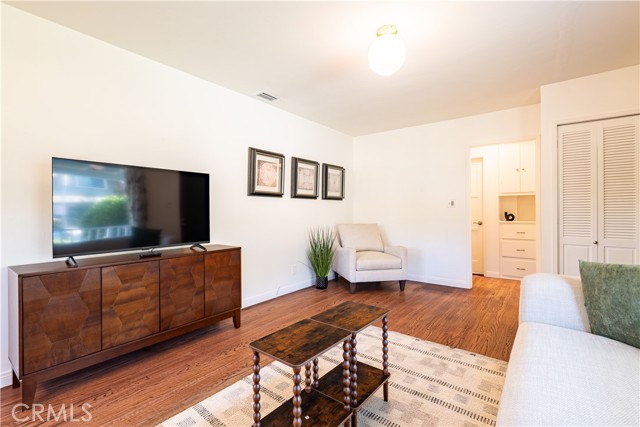 MLS #WS25220966 image #40