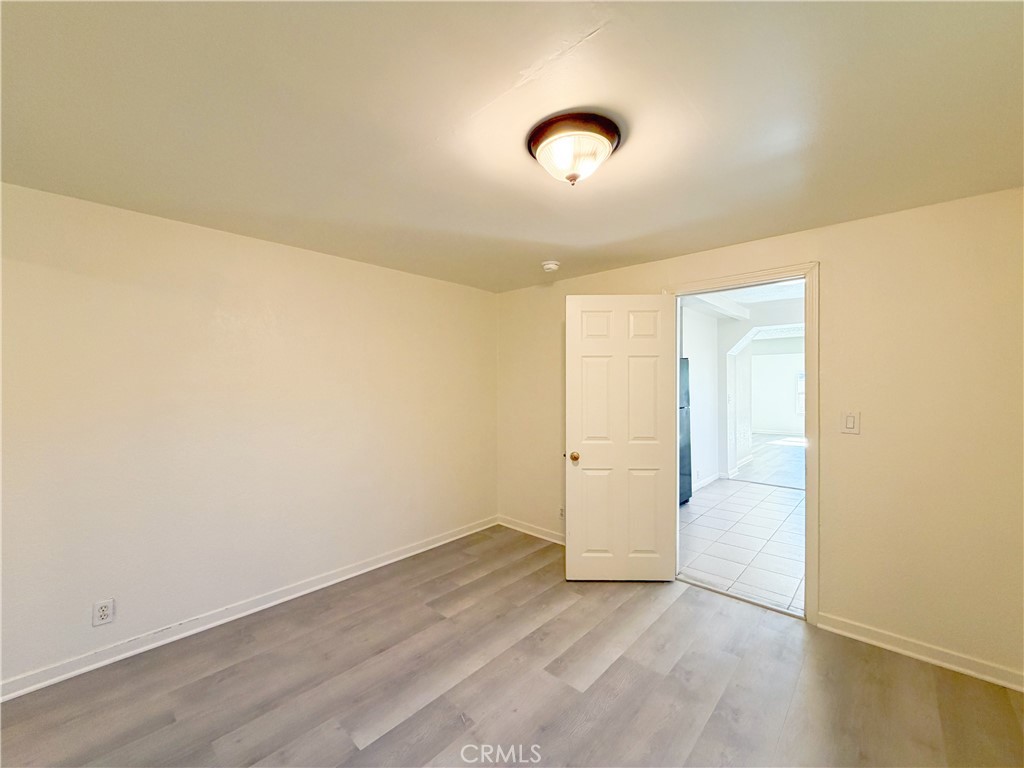 MLS #WS25220998 image #12