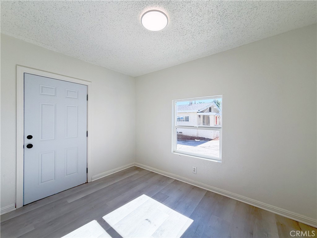 MLS #WS25220998 image #7