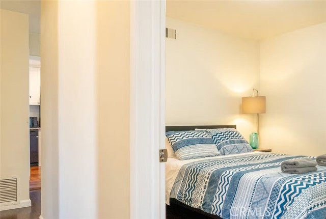 MLS #WS25221068 image #7