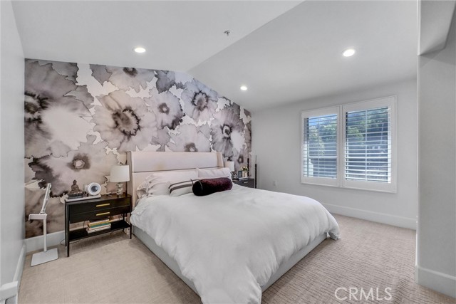 MLS #WS25221424 image #12