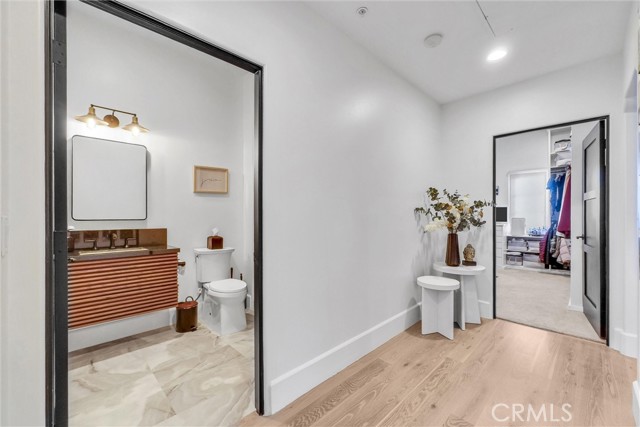 MLS #WS25221424 image #19