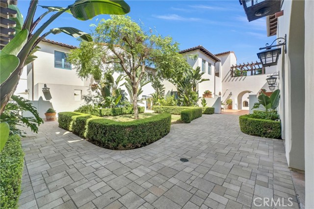 MLS #WS25221424 image #2