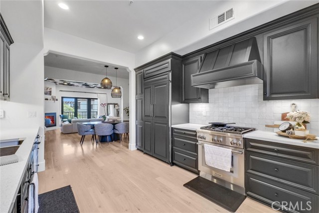 MLS #WS25221424 image #9