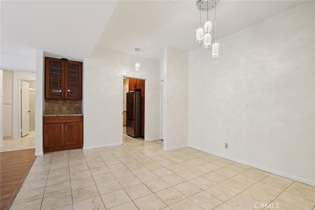 MLS #WS25222043 image #14