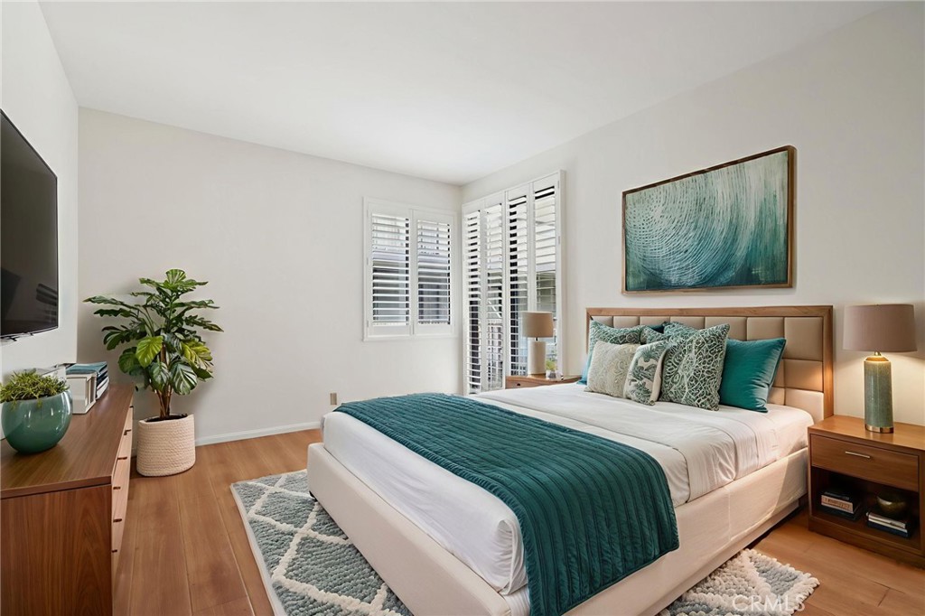 MLS #WS25222043 image #2