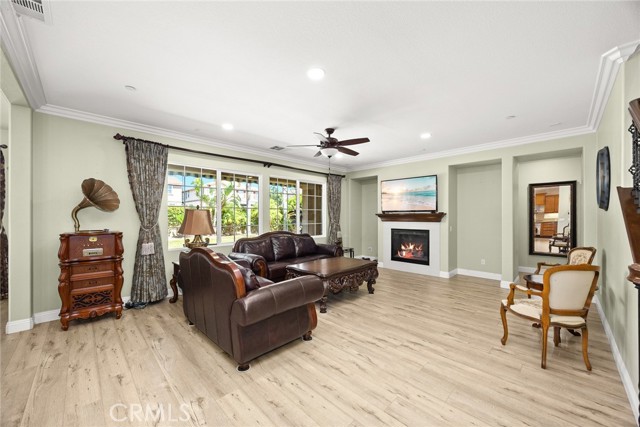 MLS #WS25222118 image #14