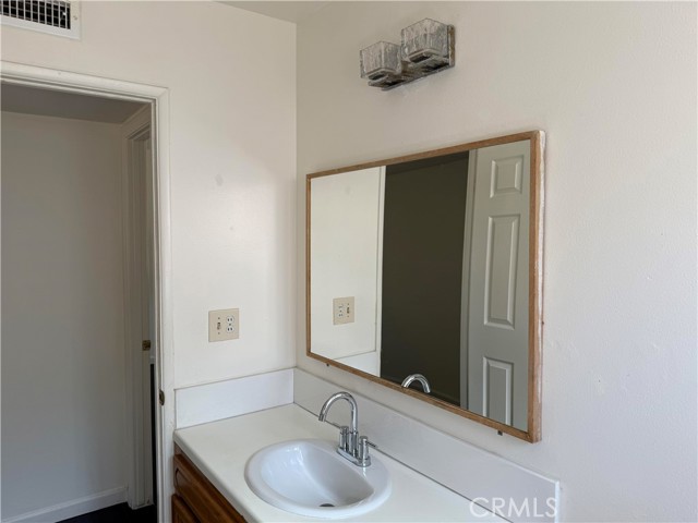 MLS #WS25222183 image #16