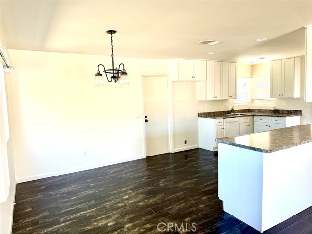 MLS #WS25222183 image #2