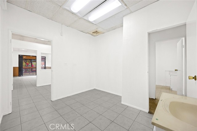 MLS #WS25222304 img 10