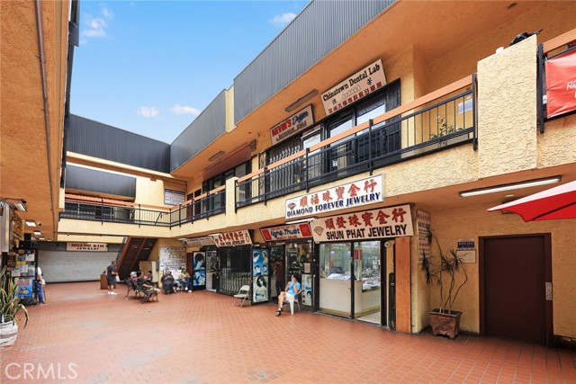 MLS #WS25222304 img 2