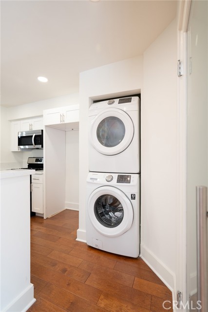 MLS #WS25222379 image #10