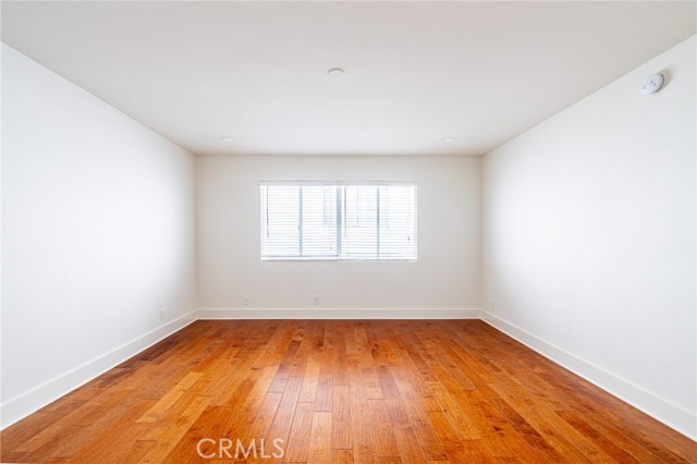 MLS #WS25222379 image #15