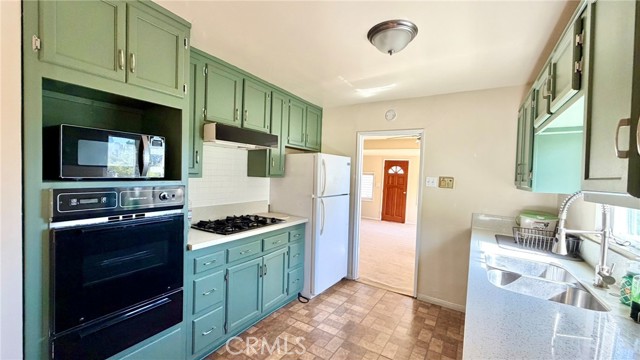 MLS #WS25222883 image #1