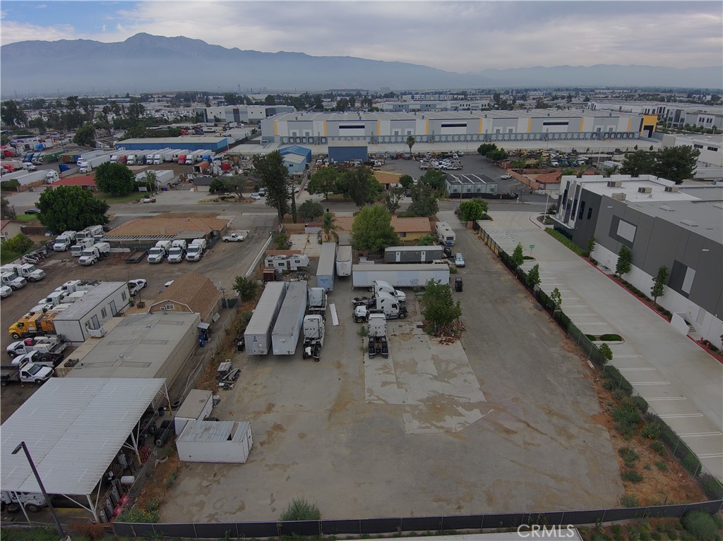 MLS #WS25223129 image #2