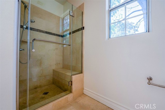 MLS #WS25223232 image #14