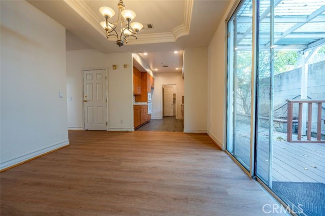 MLS #WS25223232 image #6