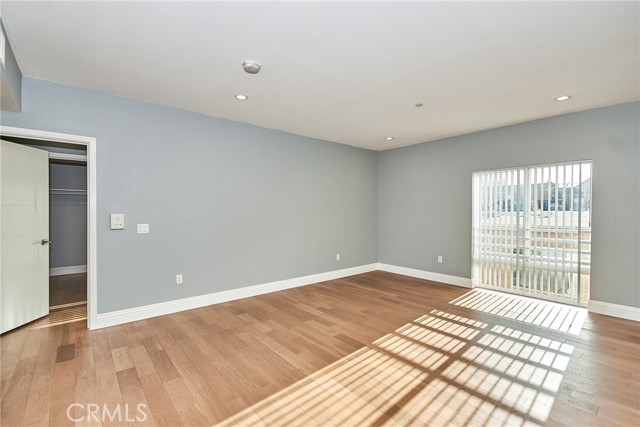 MLS #WS25223292 image #16