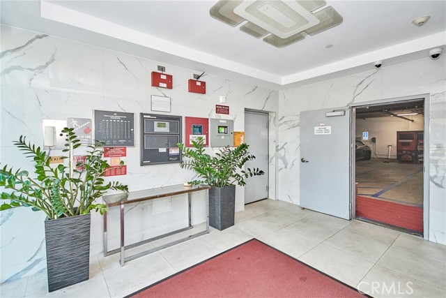 MLS #WS25223292 image #4