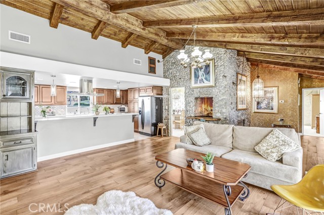 MLS #WS25223856 image #9