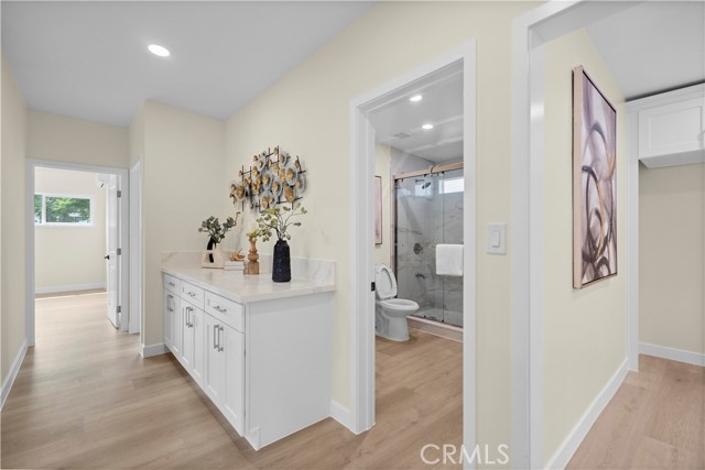 MLS #WS25224182 image #10