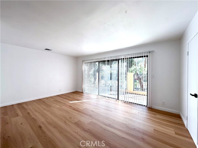 MLS #WS25224533 image #16