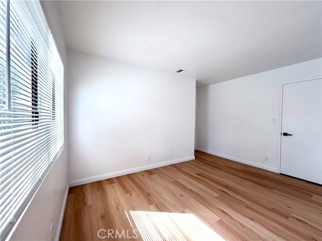 MLS #WS25224533 image #25