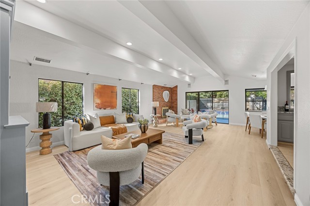 MLS #WS25224597 image #12