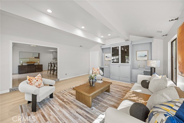 MLS #WS25224597 image #17