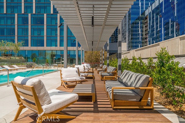 MLS #WS25224725 image #16