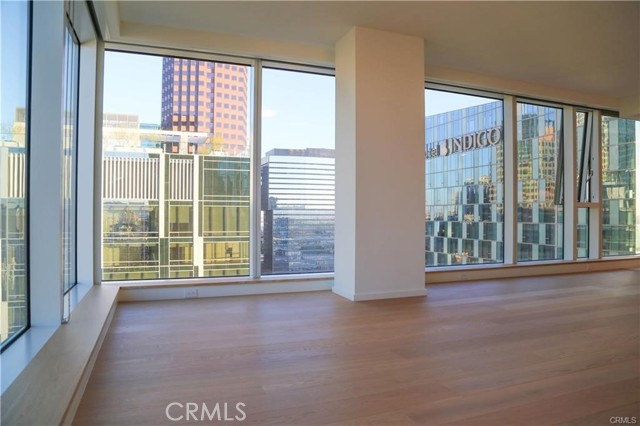 MLS #WS25224725 image #20