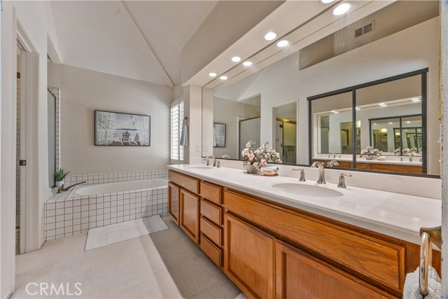 MLS #WS25225250 image #25