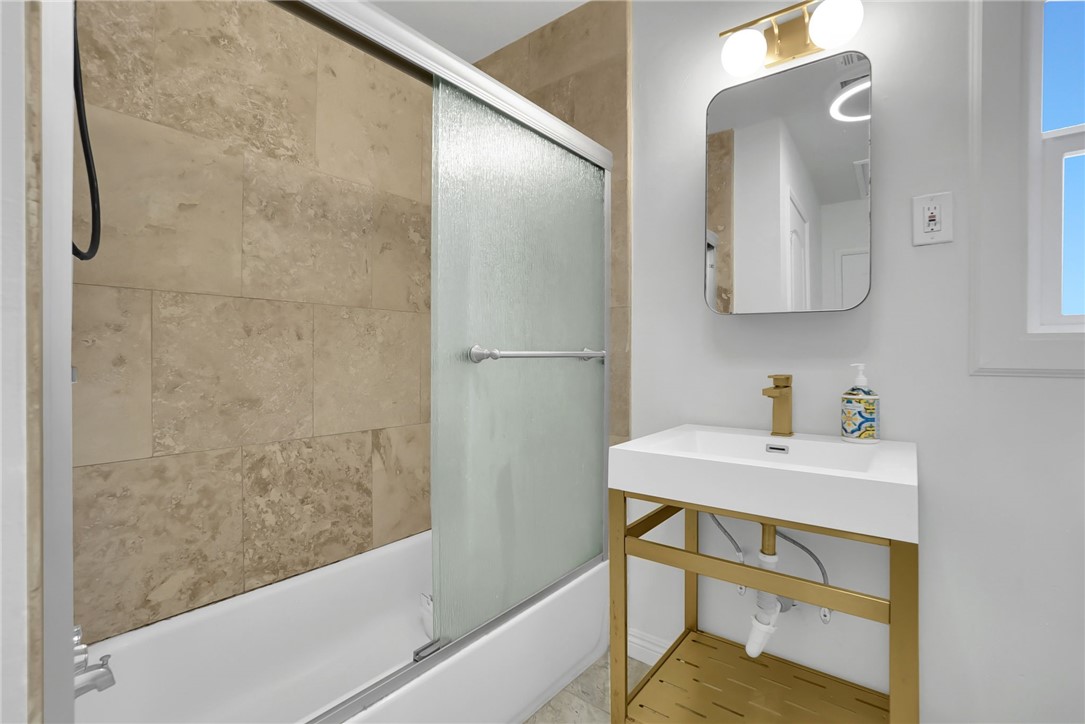 MLS #WS25225361 image #15