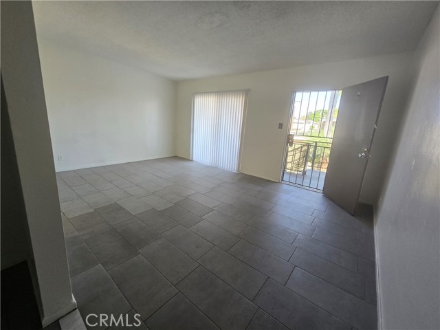 MLS #WS25225451 image #1