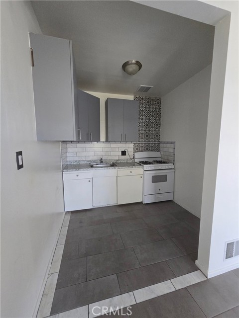 MLS #WS25225451 image #2