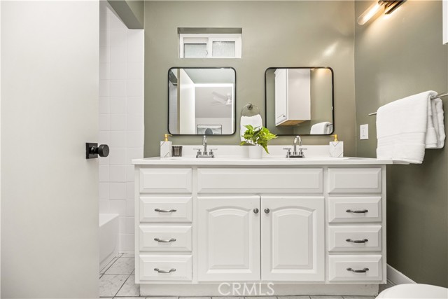 MLS #WS25225473 image #15