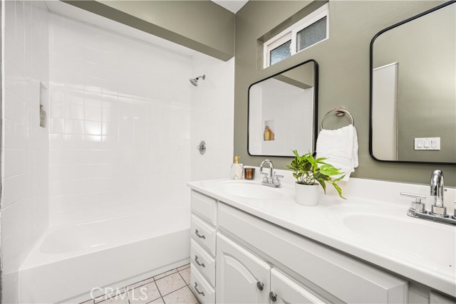 MLS #WS25225473 image #16