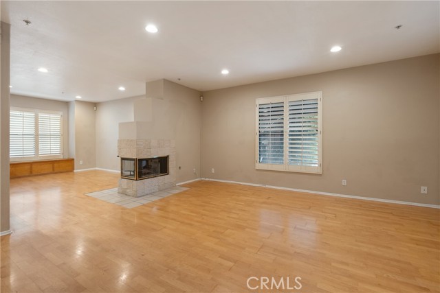 MLS #WS25225620 image #7