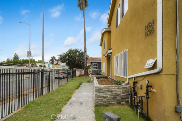 MLS #WS25226167 image #16