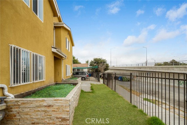 MLS #WS25226167 image #2