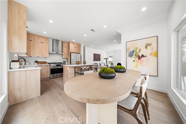 MLS #WS25226899 image #12